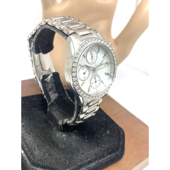 Seiko Women's Watch SNDY21 Quartz Mother of Pearl Dial Chronograph Silver Steel - Picture 14 of 14